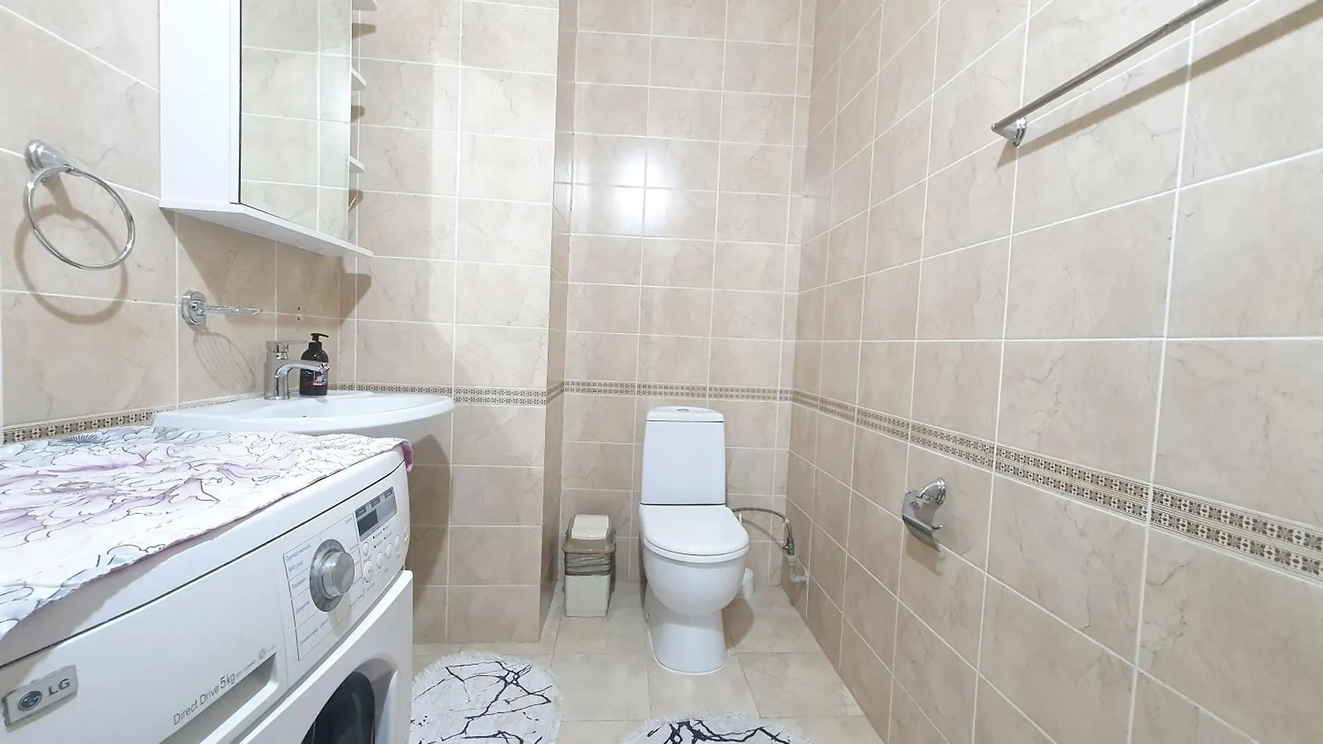 36 3Х Комн Кв На 1-8 Человек С Шикарным Видом На Байтерек Nur-Sultan  Apartment Nur-Sultan (Astana)