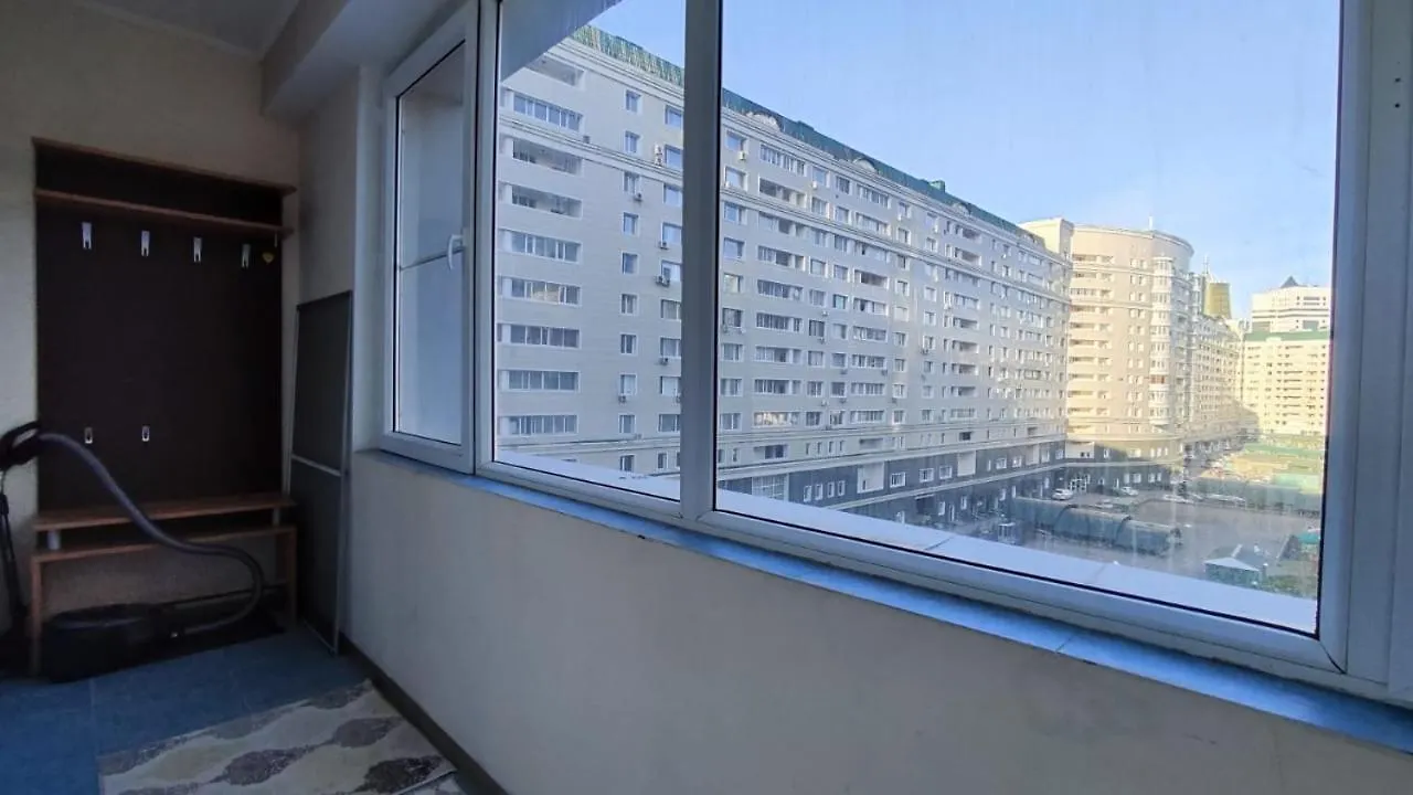 36 3Х Комн Кв На 1-8 Человек С Шикарным Видом На Байтерек Nur-Sultan  Apartment